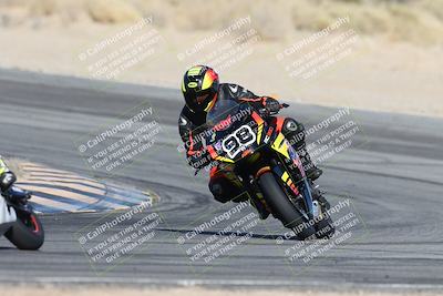 media/Dec-07-2025-CVMA (Sun) [[3e7d2de5dc]]/Race 9-Formula UL Shootout/